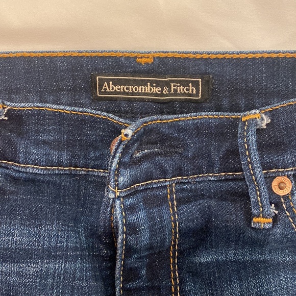 Abercrombie and Fitch Jean Shorts - Picture 2 of 4